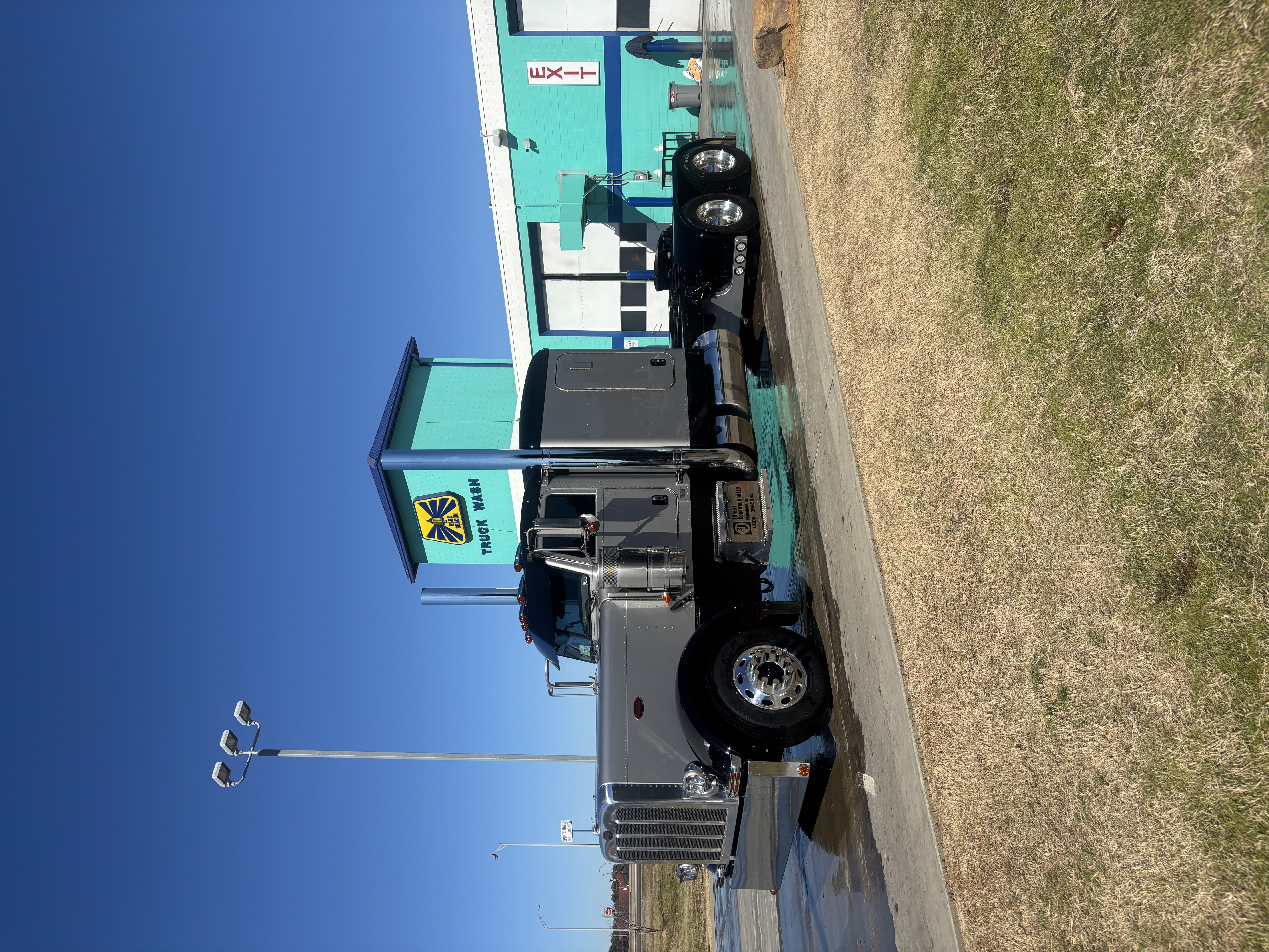 Show us what you are bringing! Upload a photo.