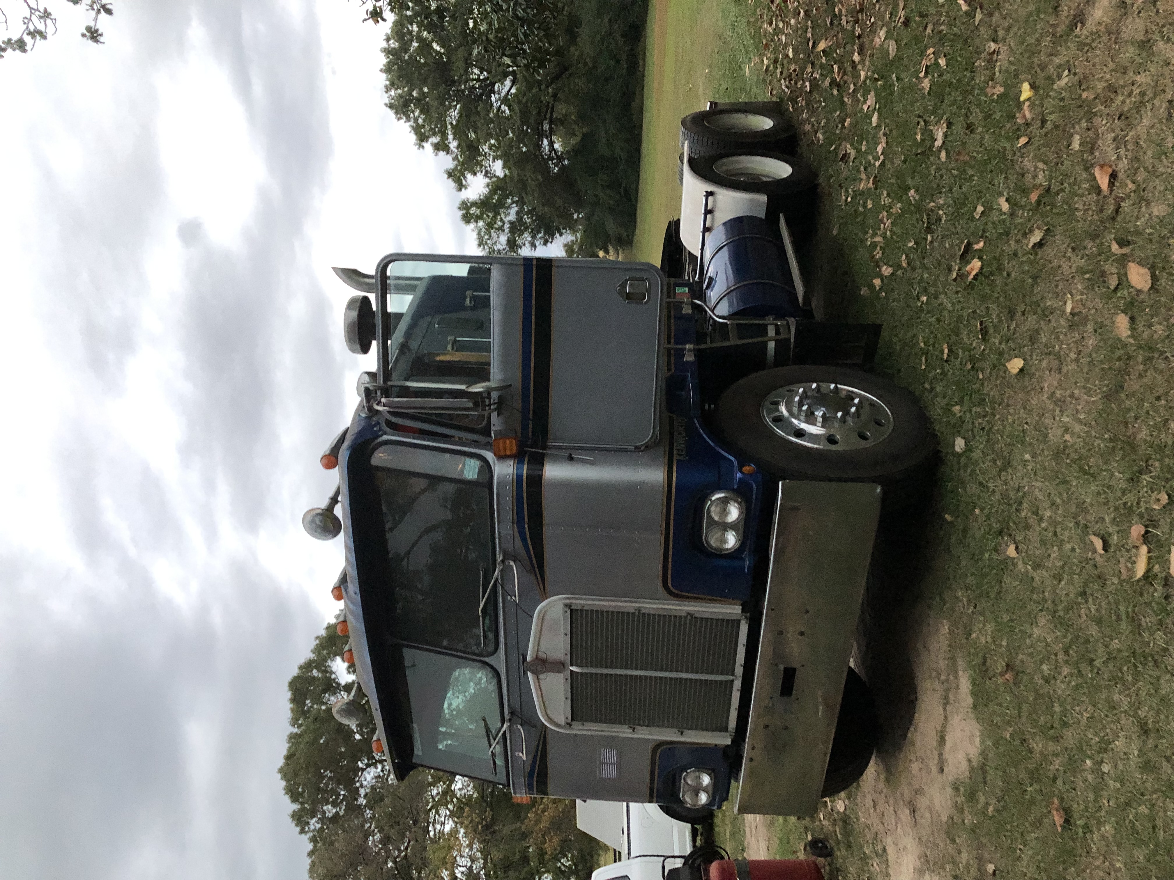 Show us what you are bringing! Upload a photo.