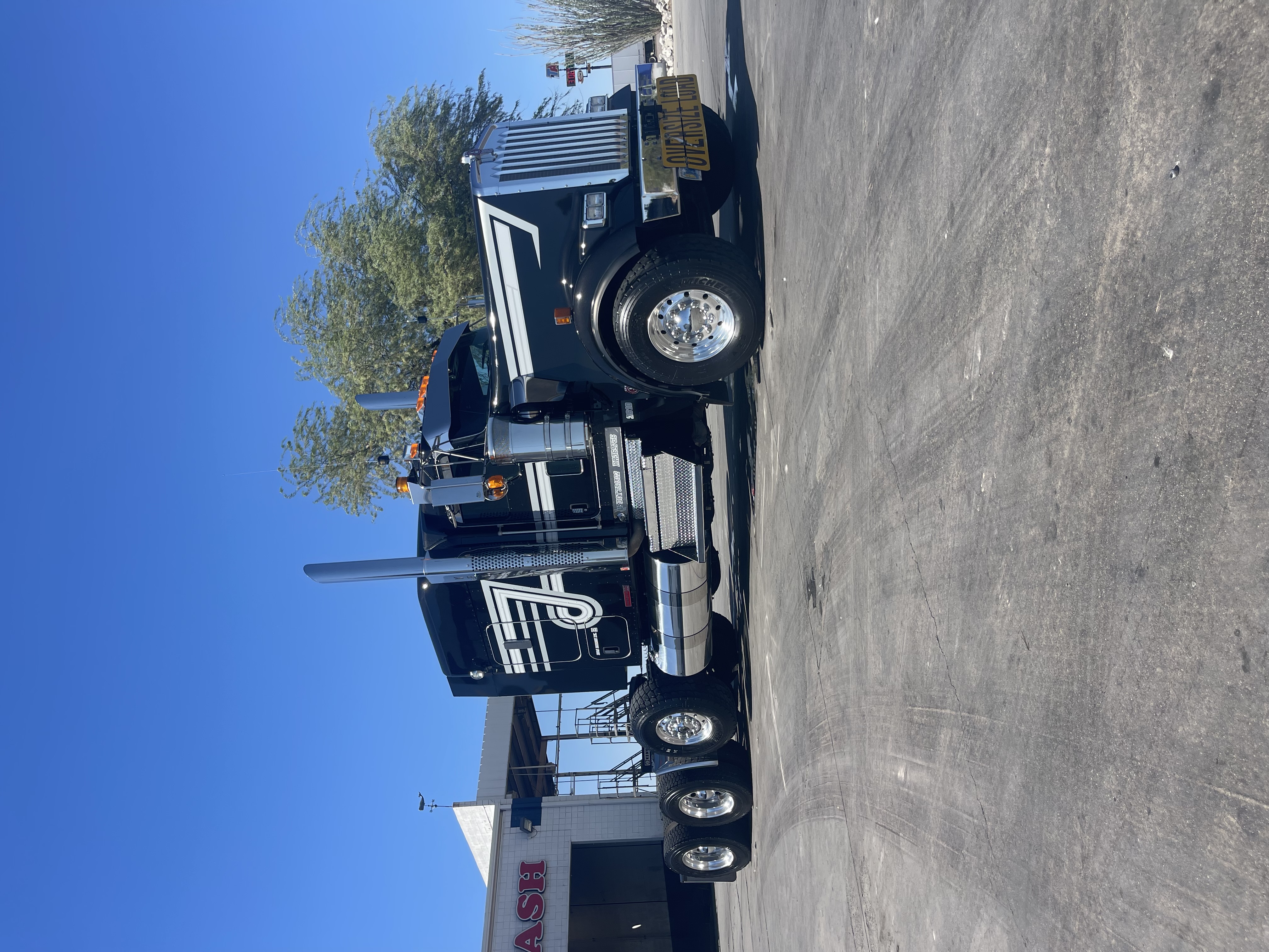 Show us what you are bringing! Upload a photo.