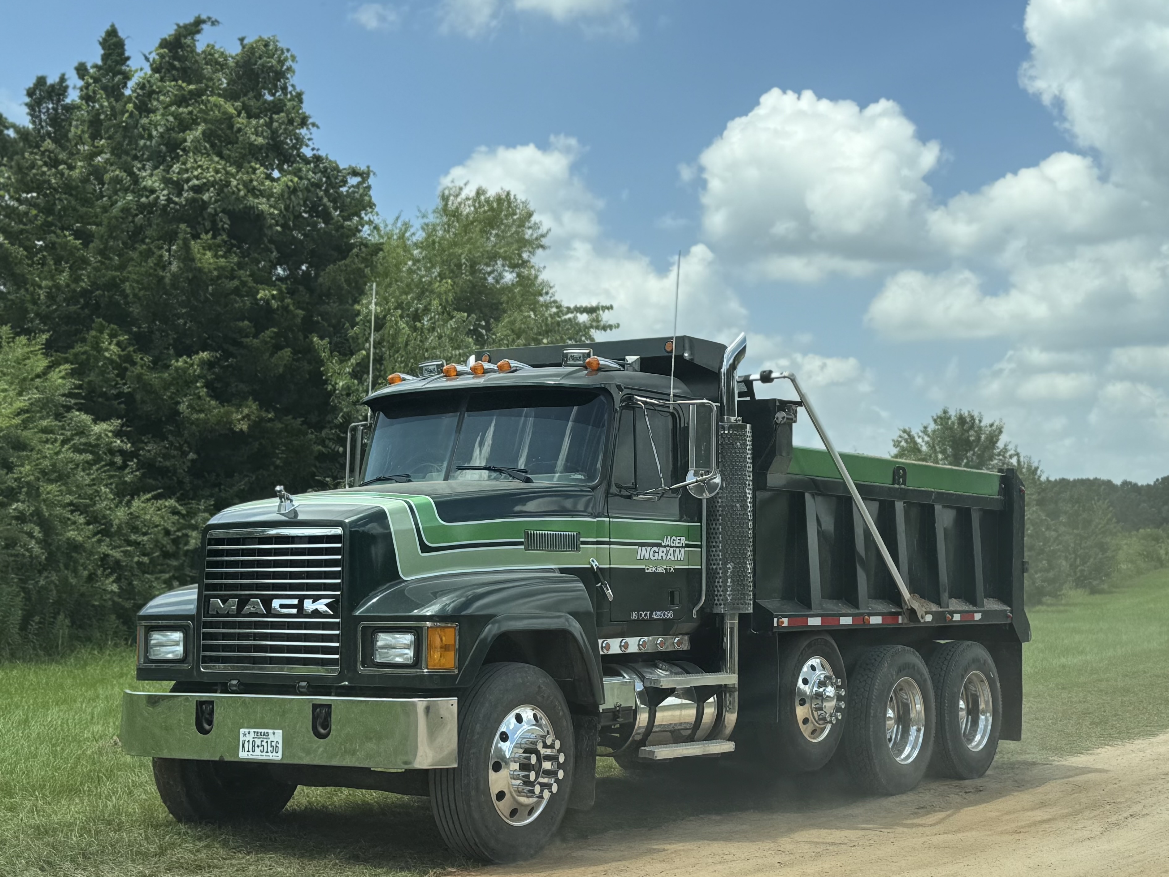 Show us what you are bringing! Upload a photo.