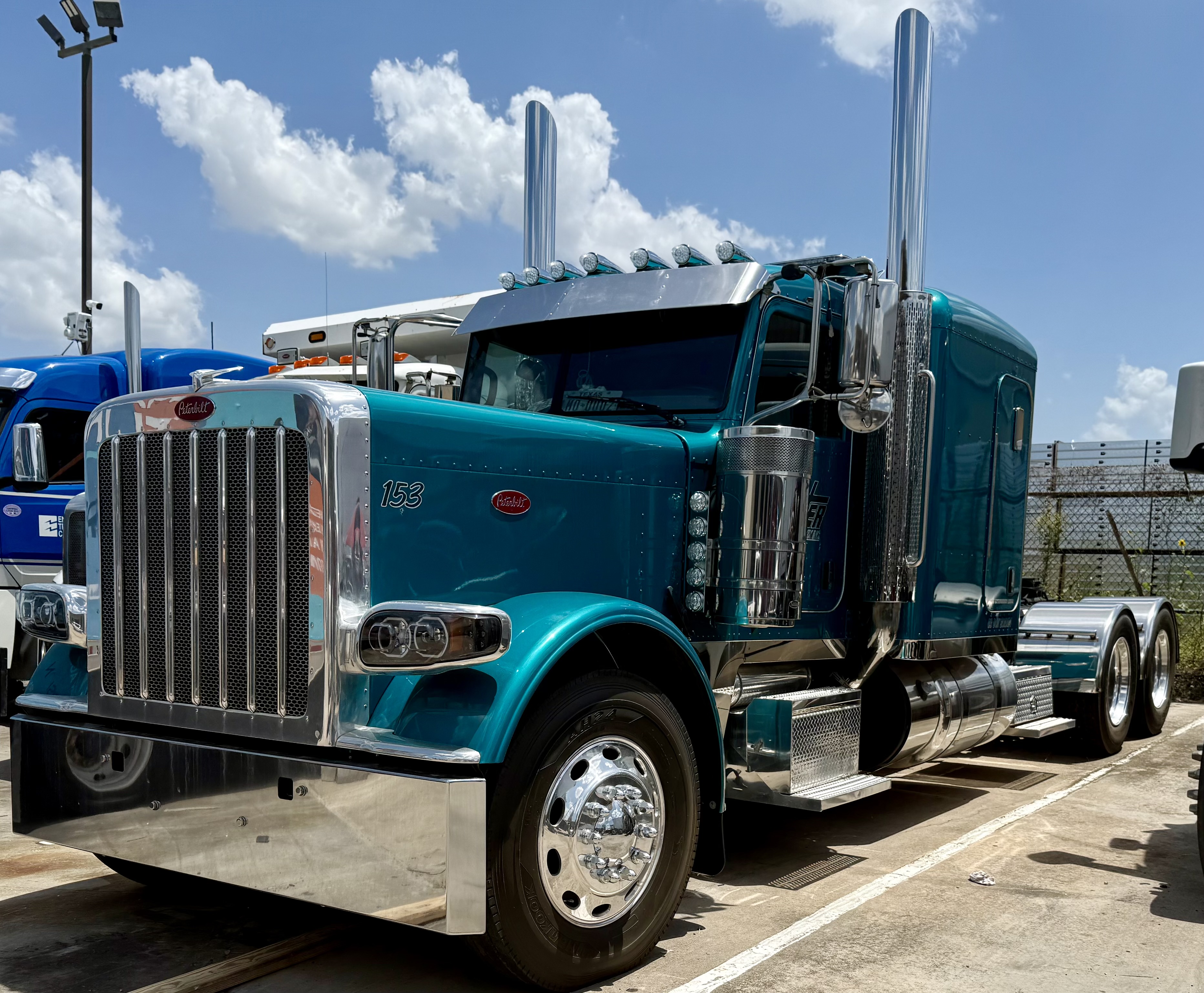 Show us what you are bringing! Upload a photo.