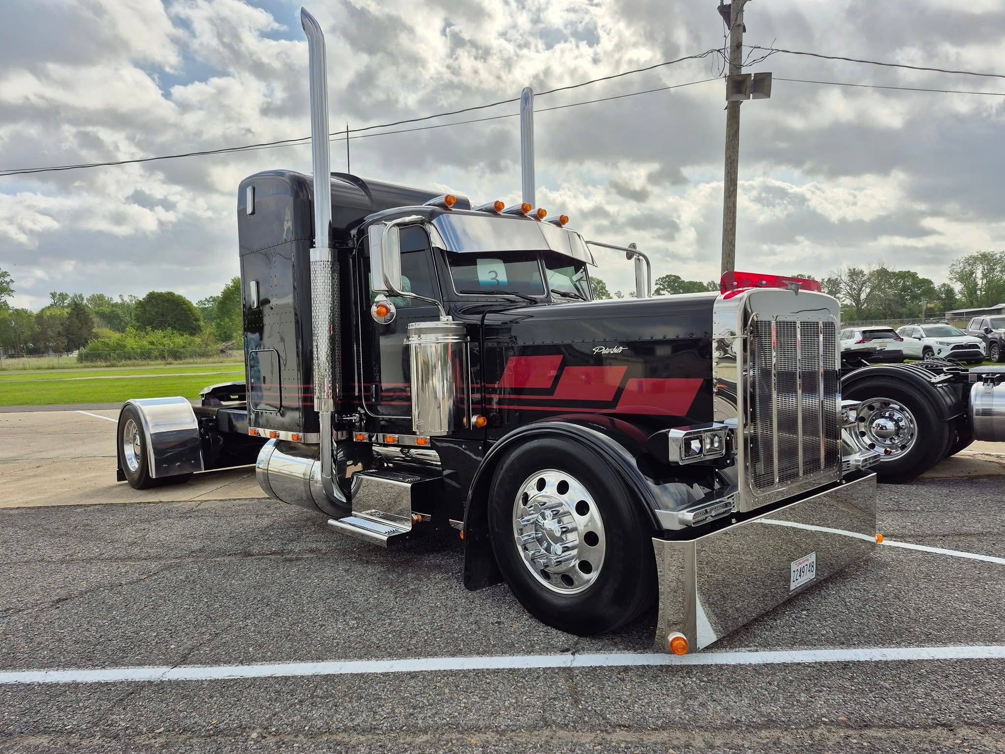 Show us what you are bringing! Upload a photo.